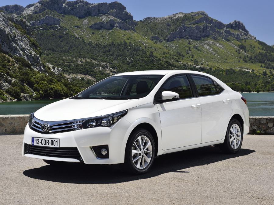  Toyota Corolla 2013 года  (EU) (фото 11 из 43)